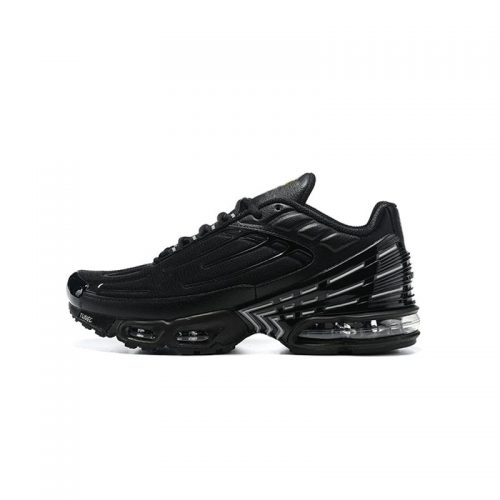 Nike Air Max Plus 3 Chunky Sneakers Black