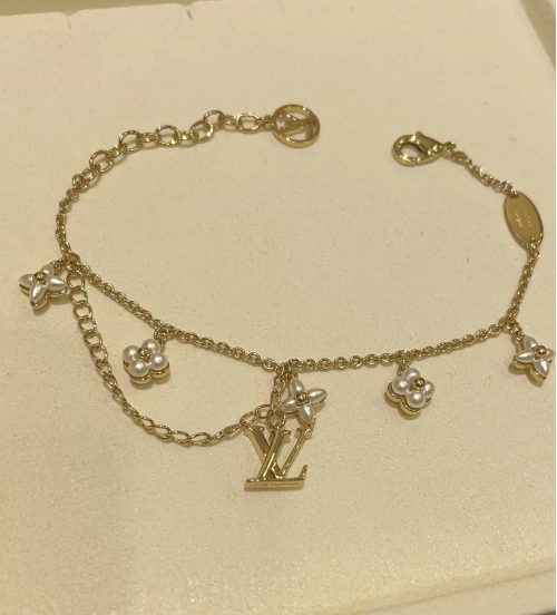 Louis Vuitton LV Blooming Supple Bracelet Gold Chain Bracelet Gold