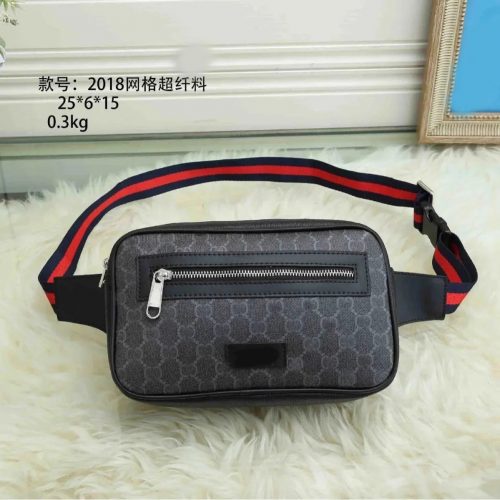 Gucci GG Supreme Monogram Casual Belt Bag Black