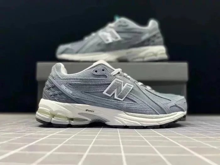 09 09