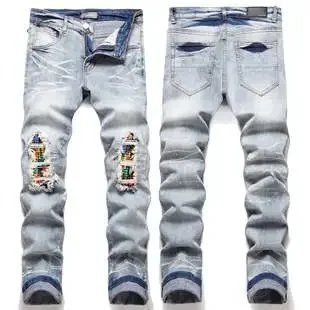 3 3