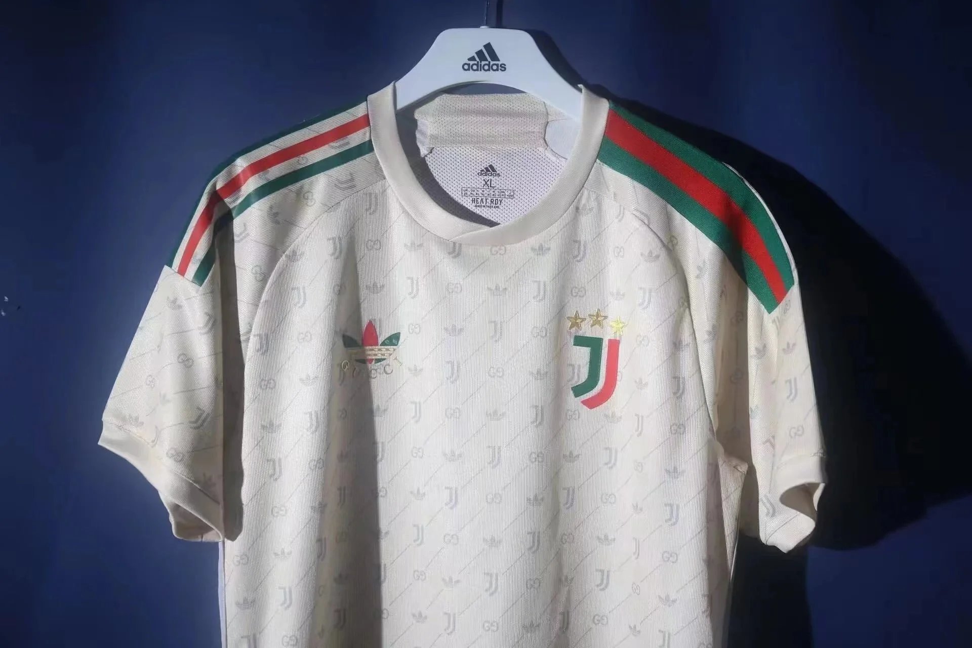 09 09