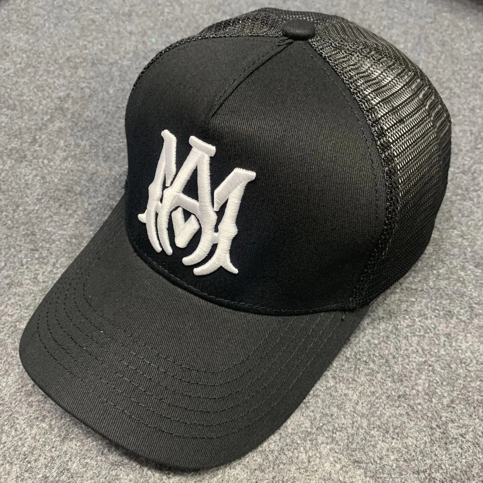8 8