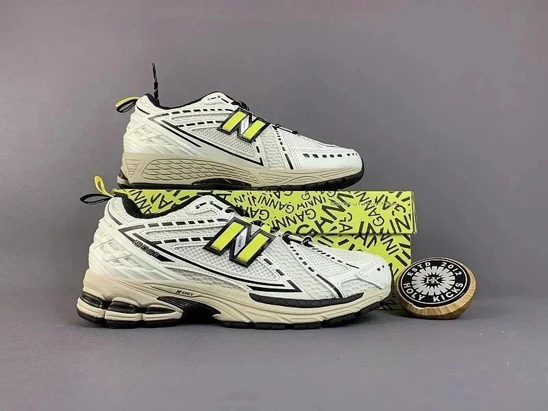 22 22