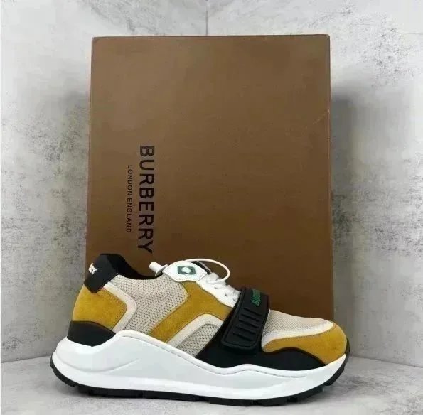 03 03