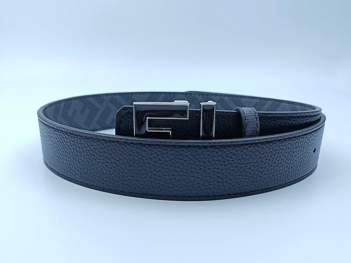 3 3