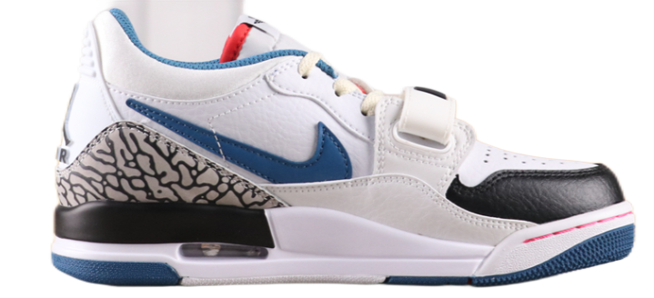 32 32