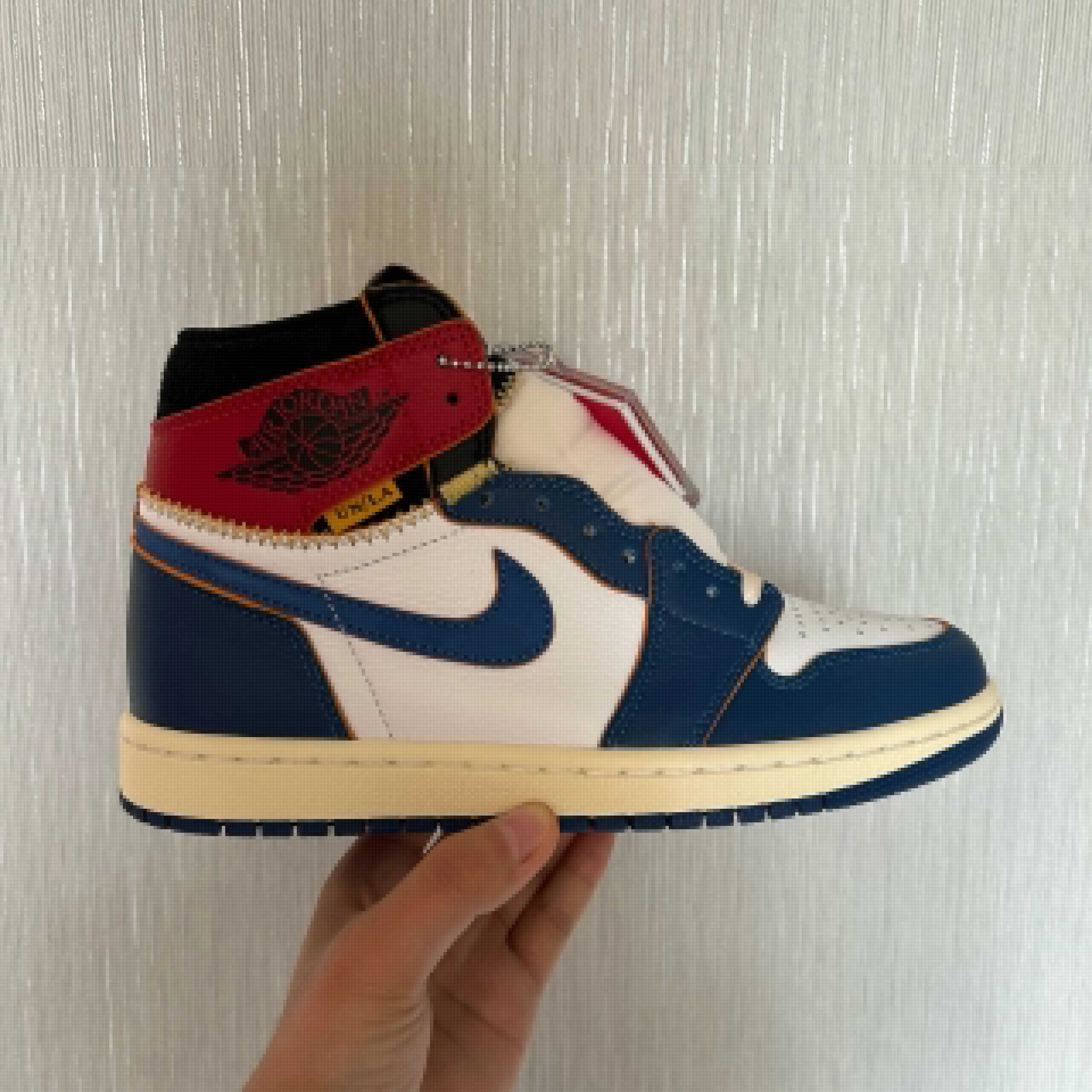 Aj1 UN 黑蓝脚趾 BV1300-146 Aj1 UN 黑蓝脚趾 BV1300-146