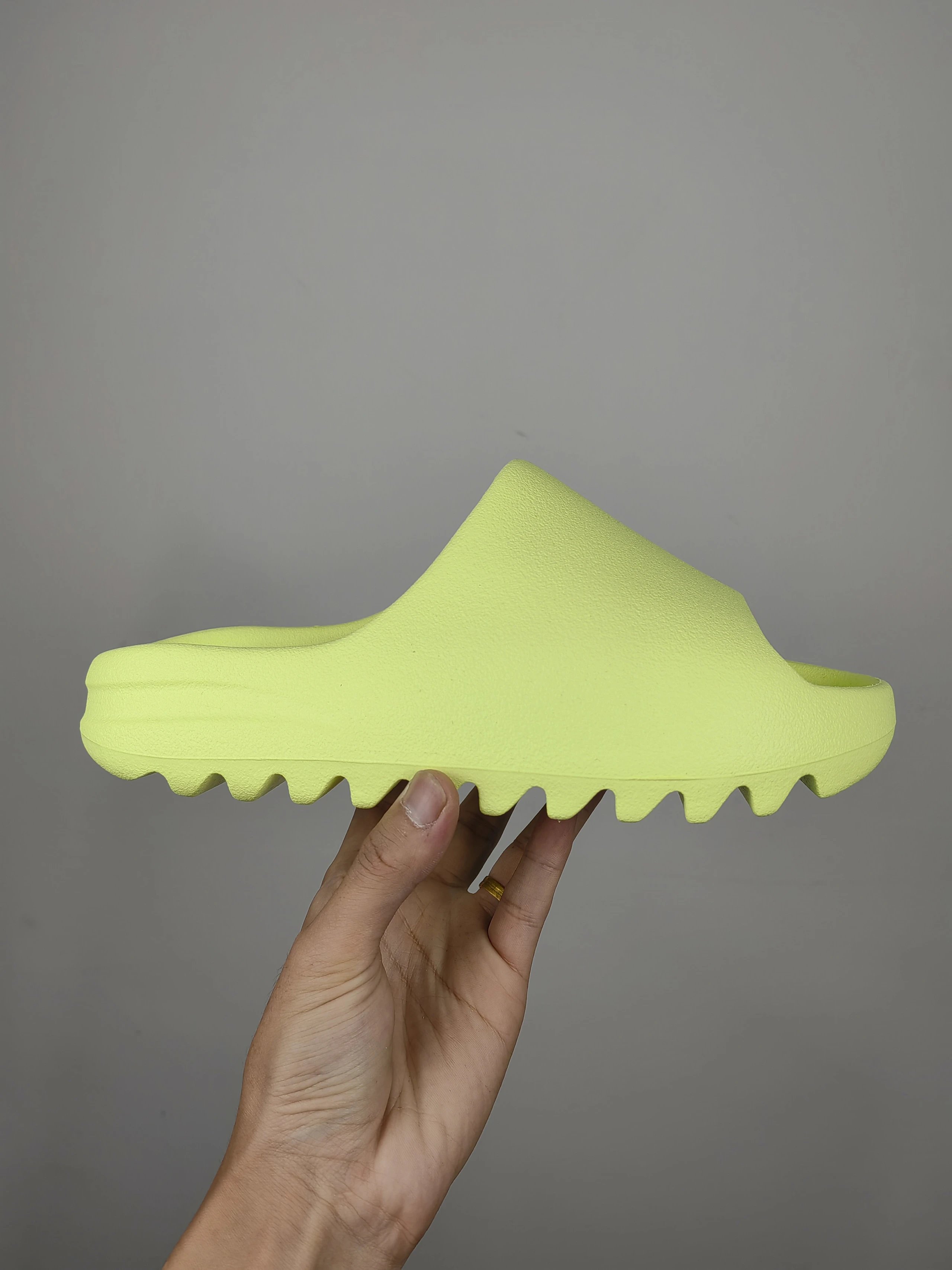 苹果绿磨砂(HQ6447) 苹果绿磨砂(HQ6447)
