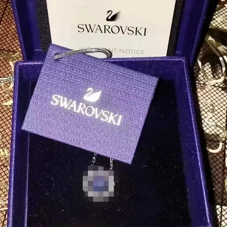 礼盒包装(只有礼盒,没有项链) 礼盒包装(只有礼盒,没有项链)