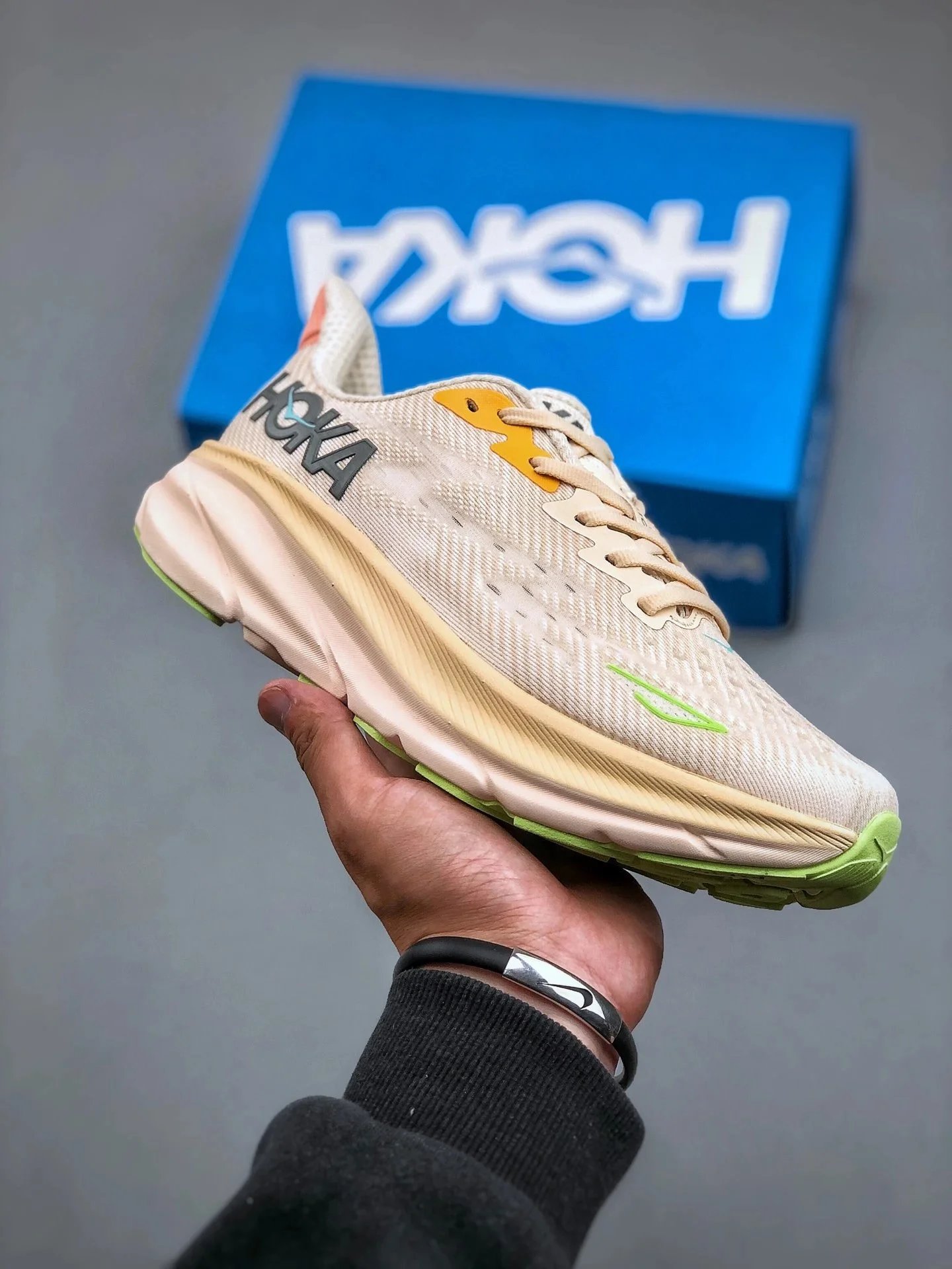 7 7