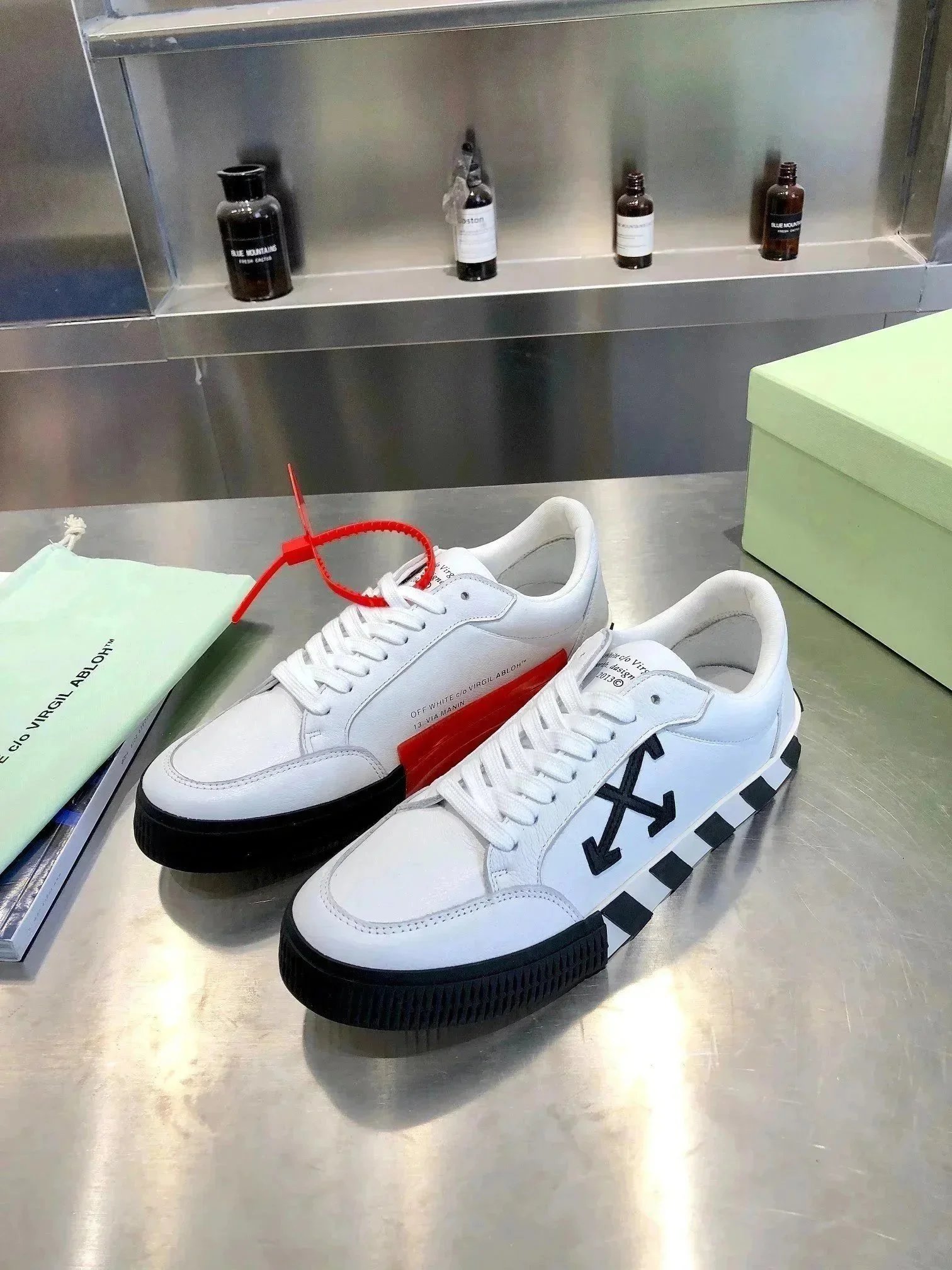 8号色 8号色