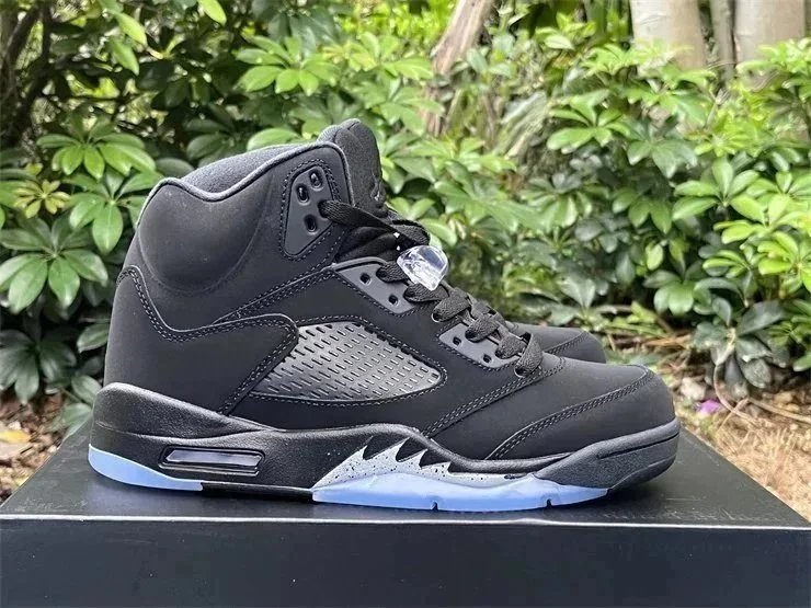 22 22