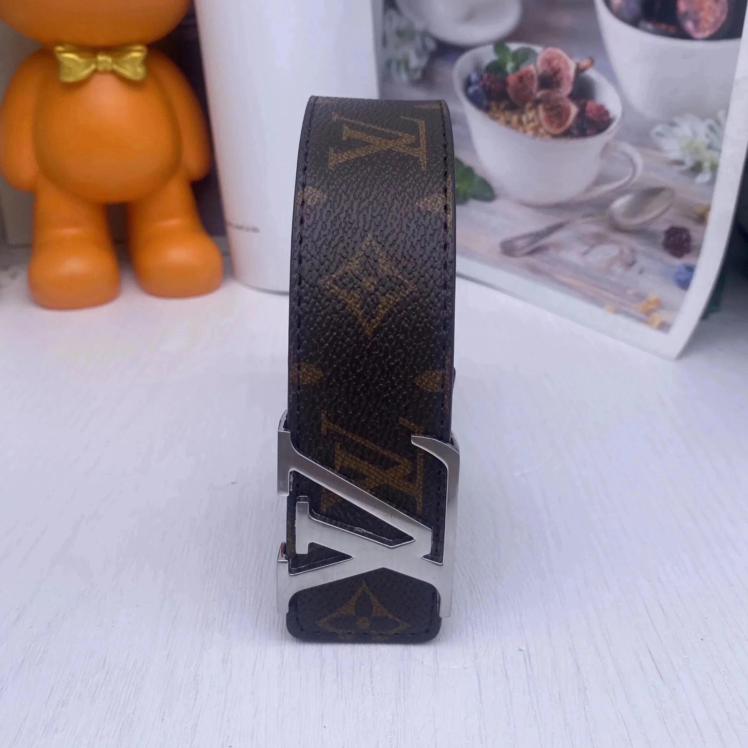 01 01