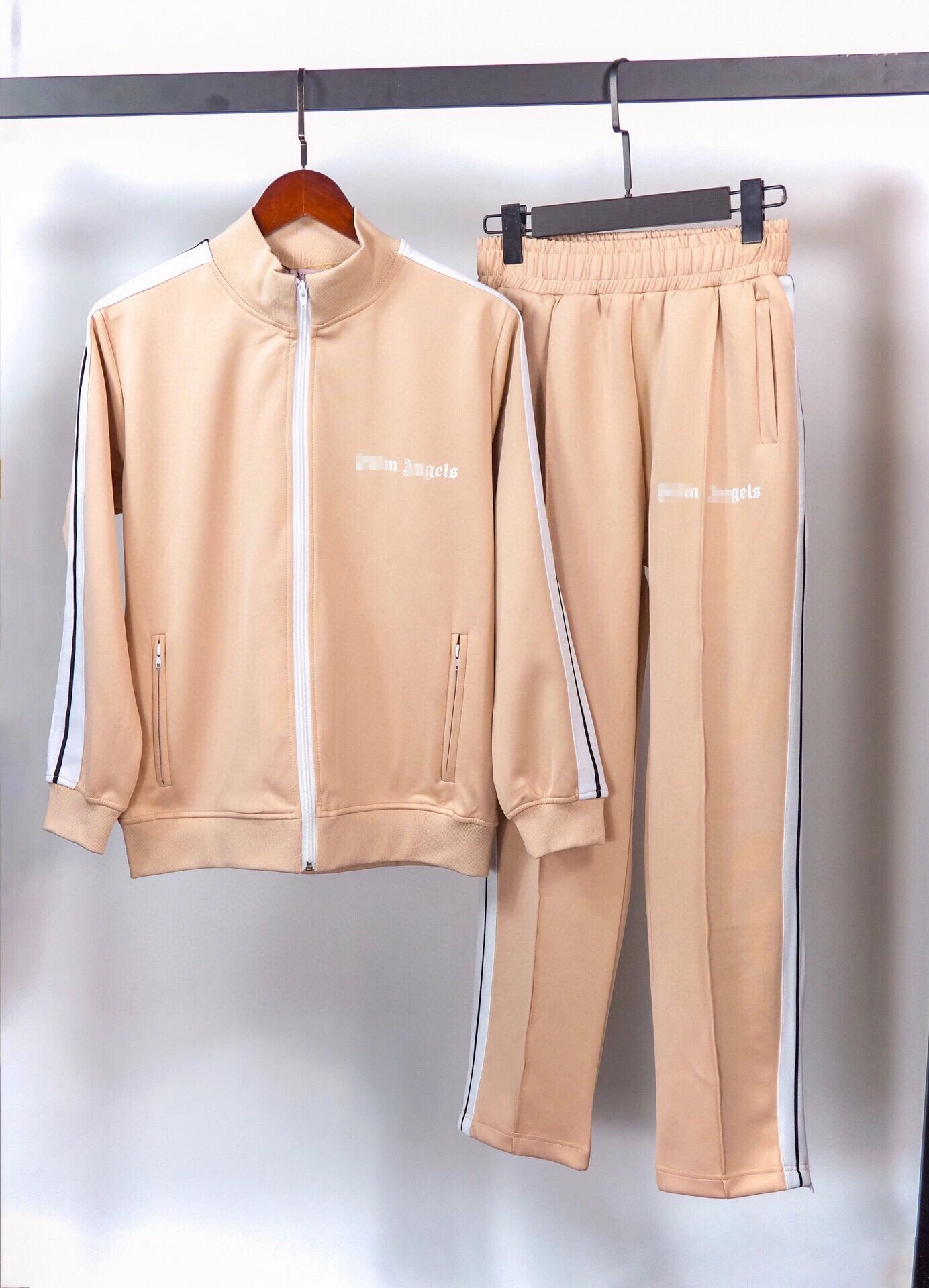 6 6