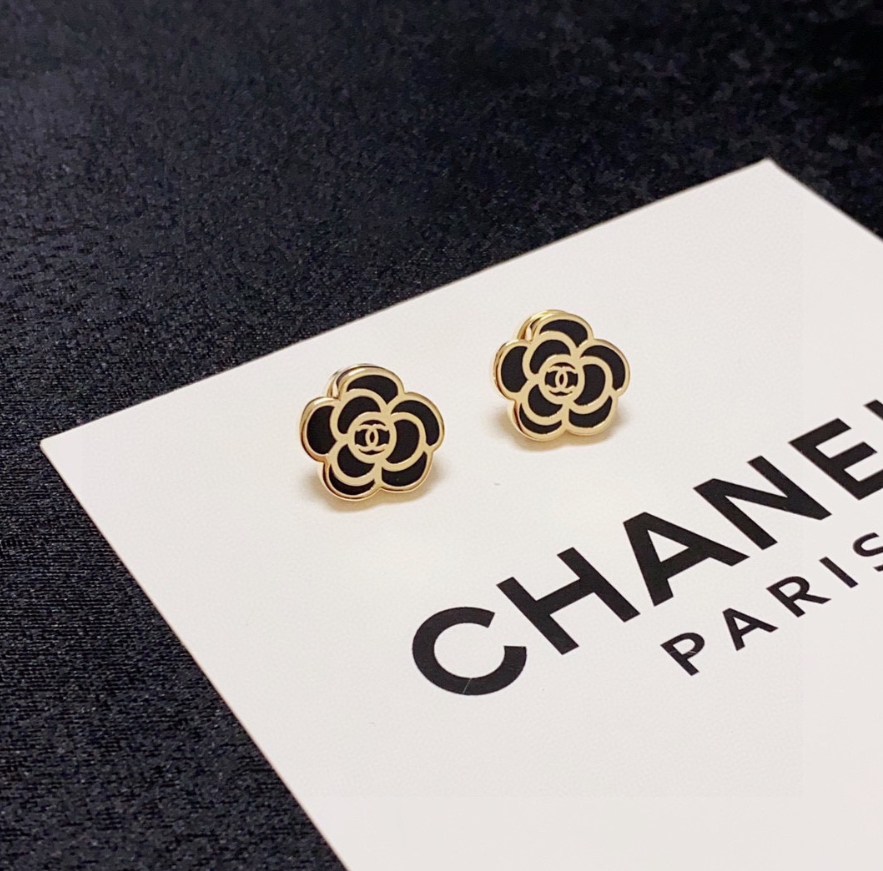 9 9