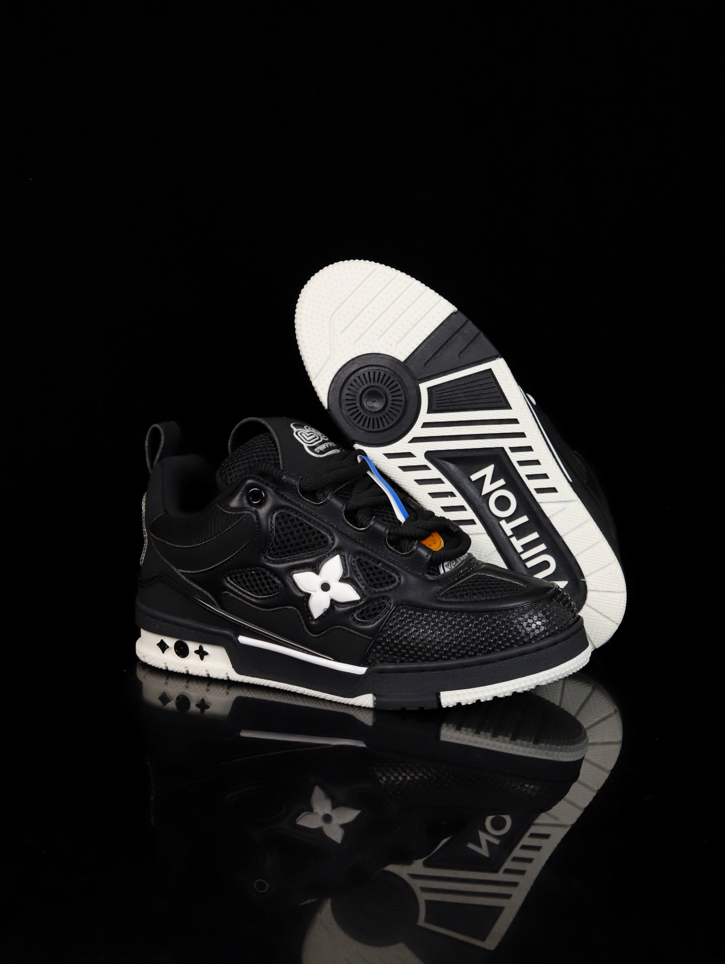 2 2
