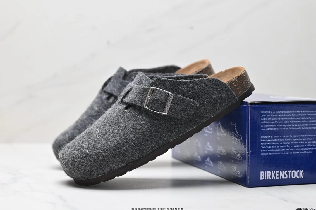 4 4