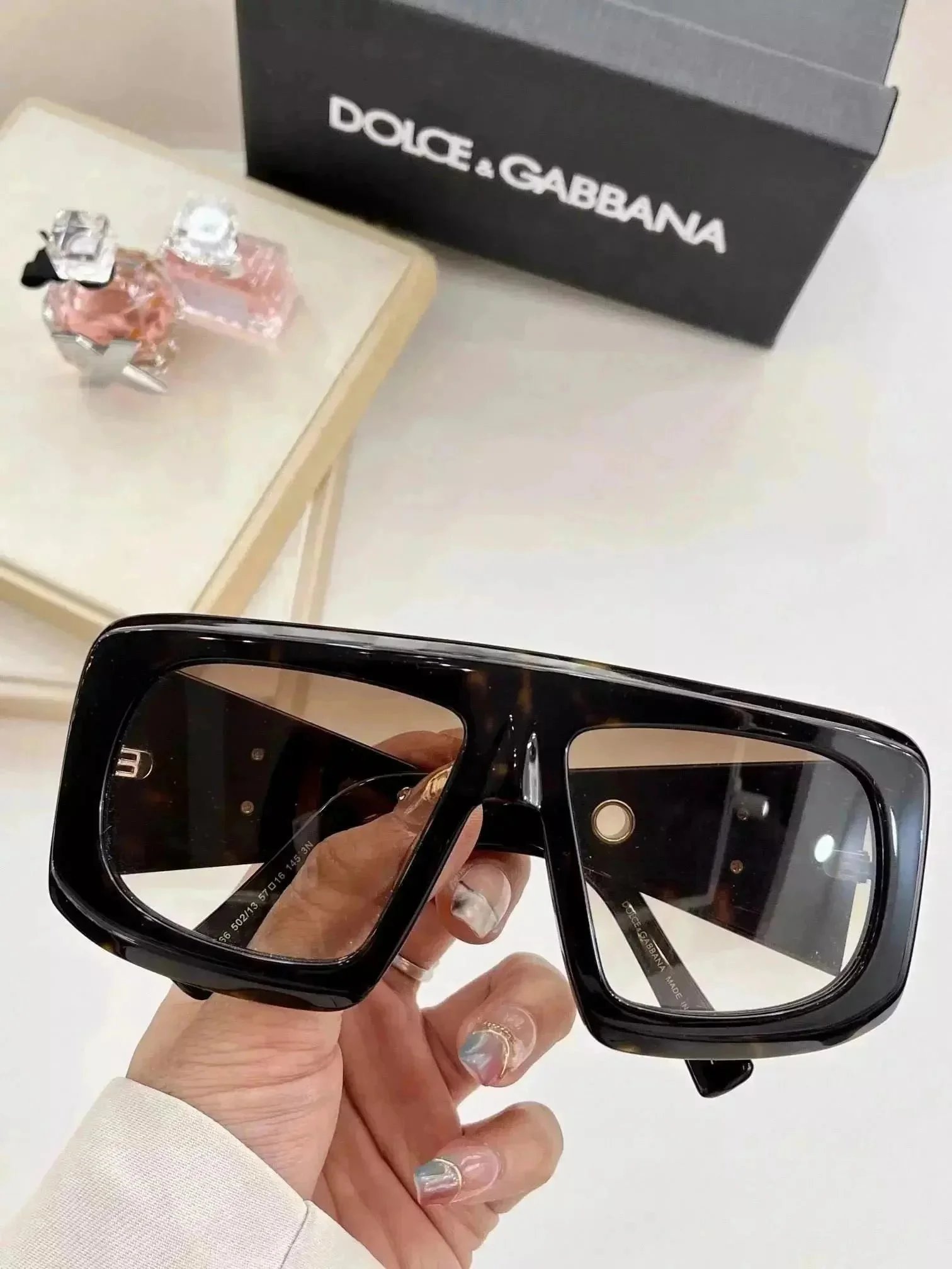 03黑色006 03黑色006
