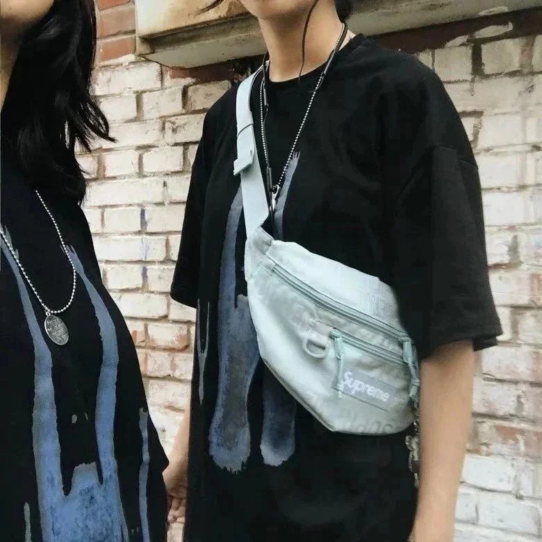 24银色