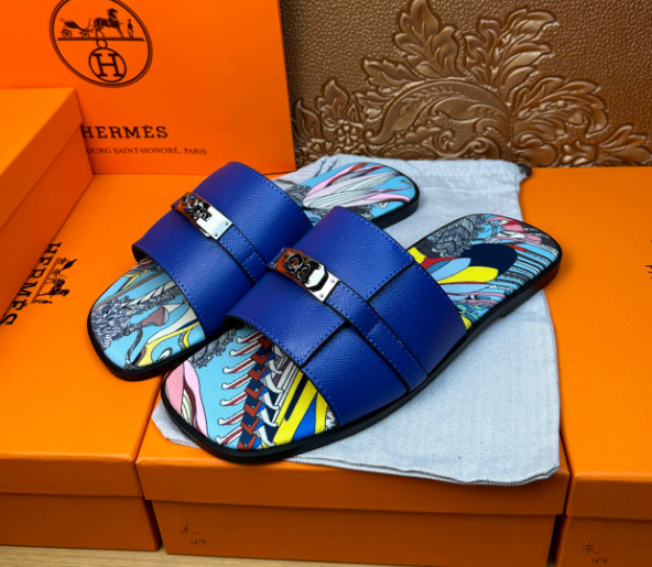 3 3