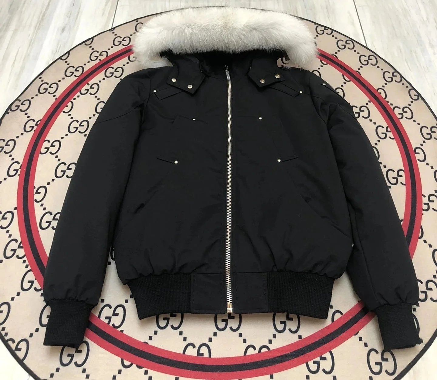 9 9