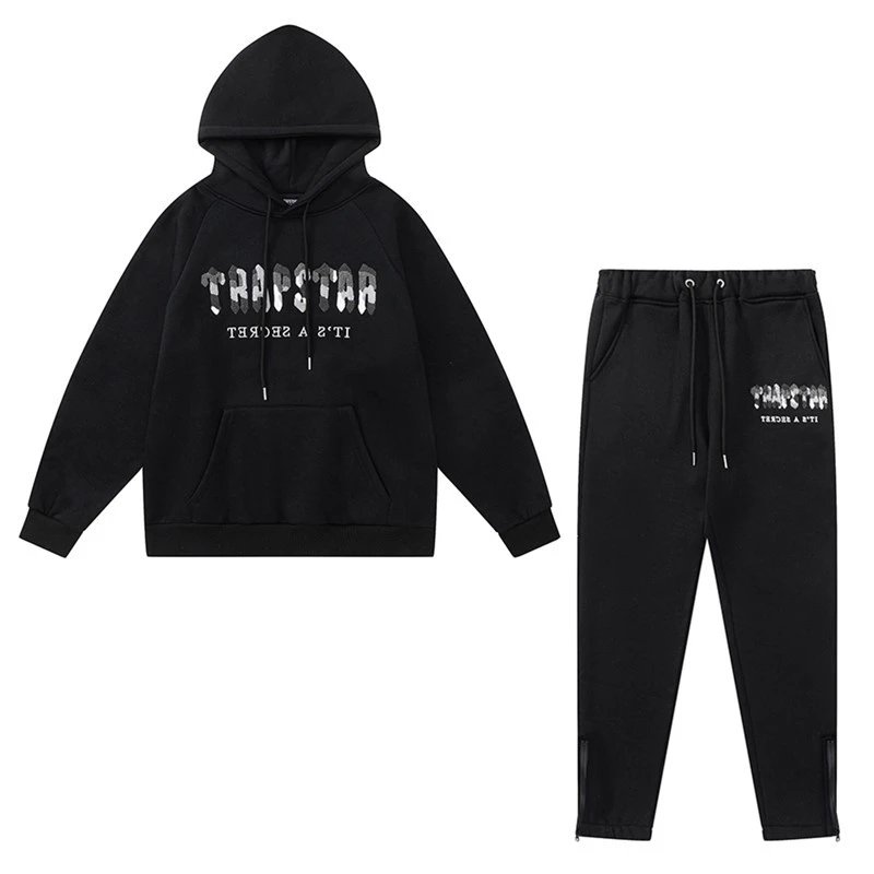 32 32