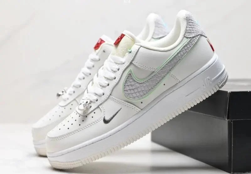 39 39