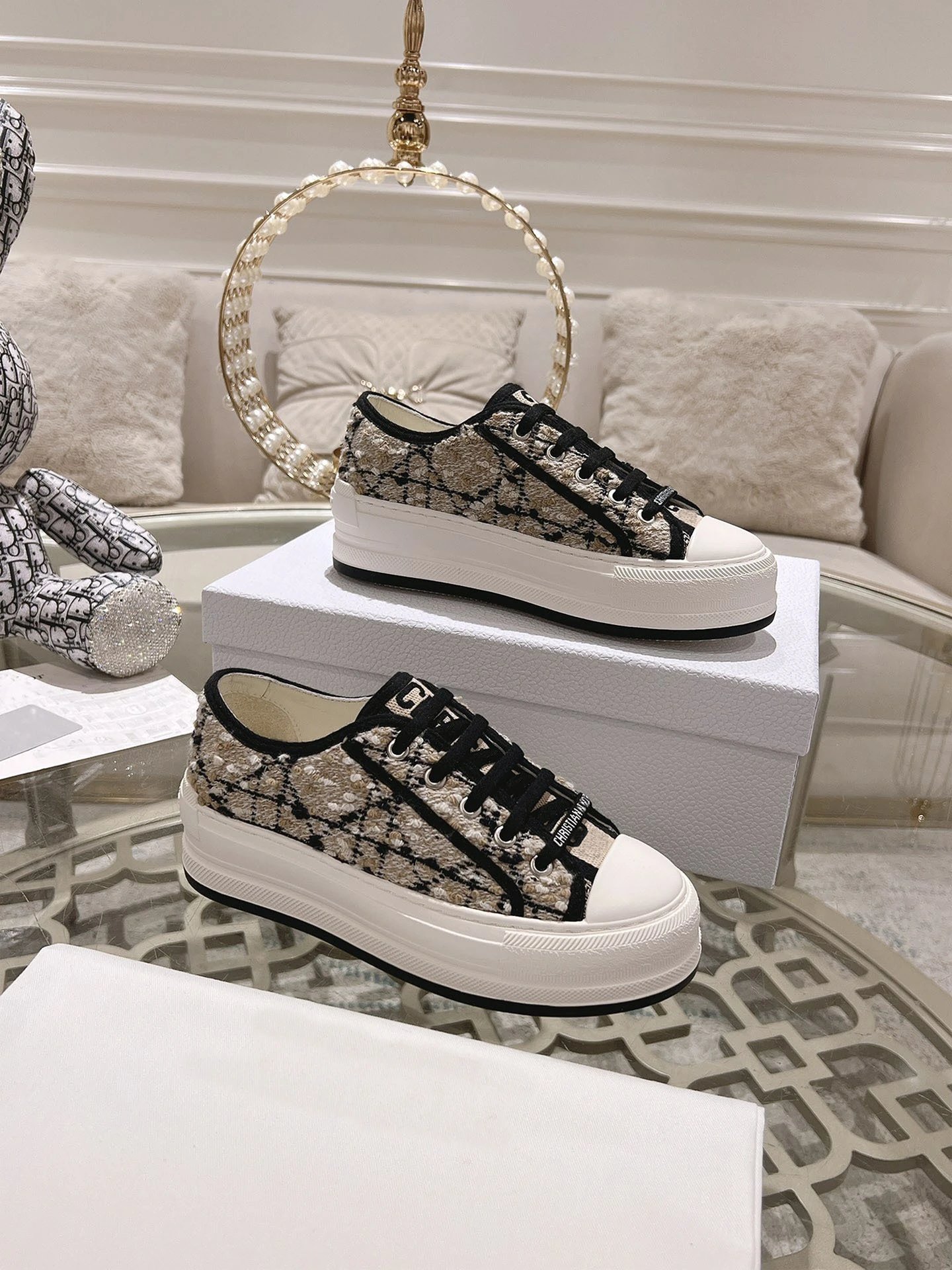 10 10
