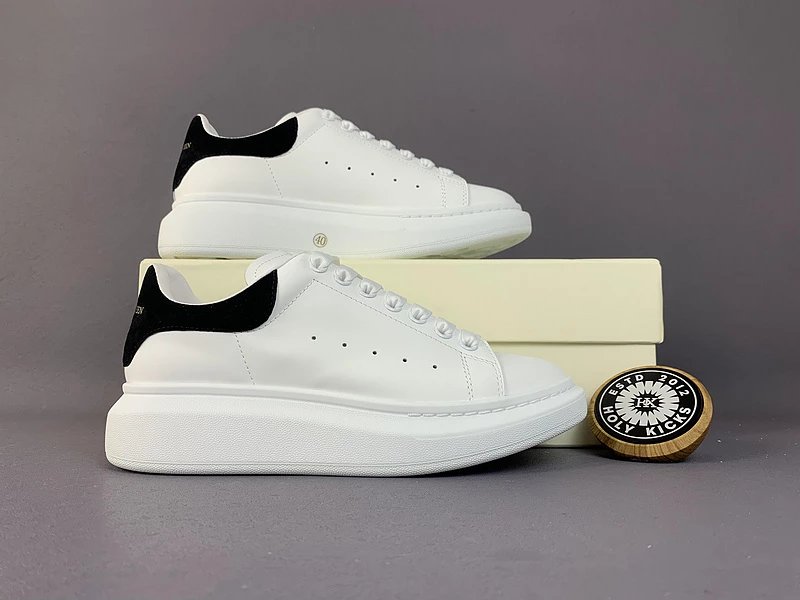 9 9