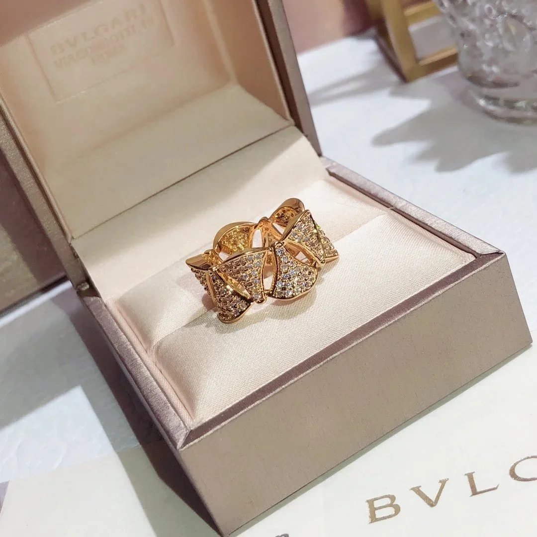 33 33