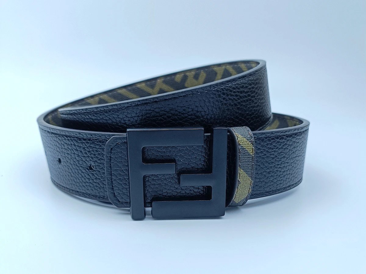 3 3