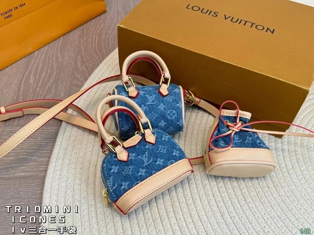 050401010(枕头10*7cm,水桶9*10cm,贝壳10*8cm) 050401010(枕头10*7cm,水桶9*10cm,贝壳10*8cm)