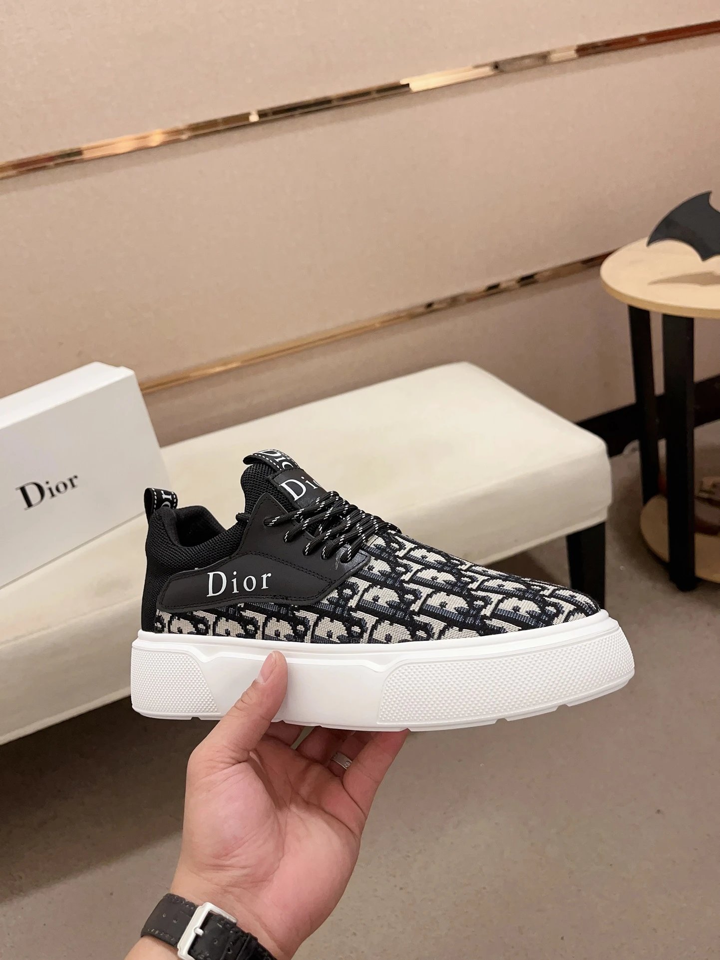 5 5