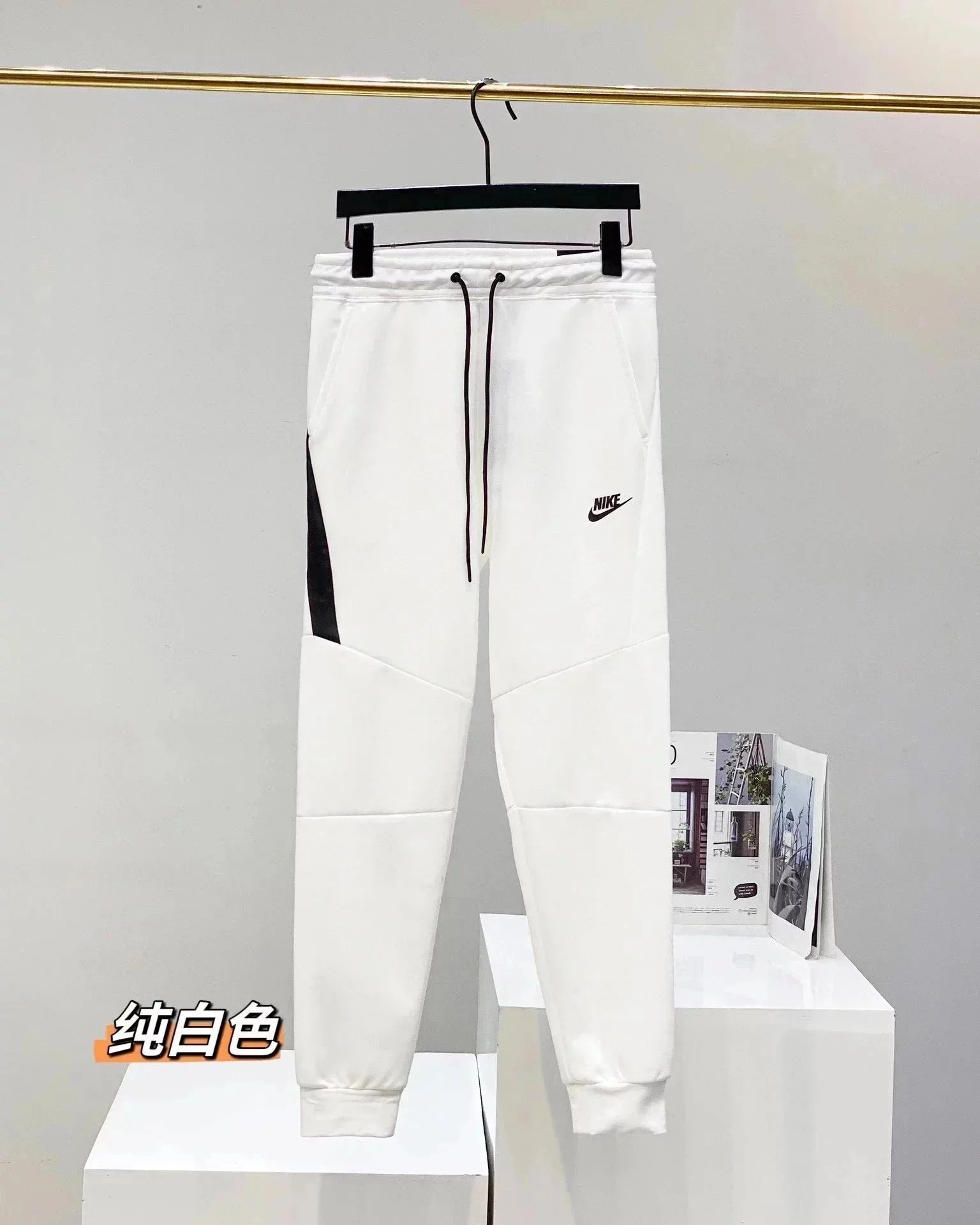 22 22