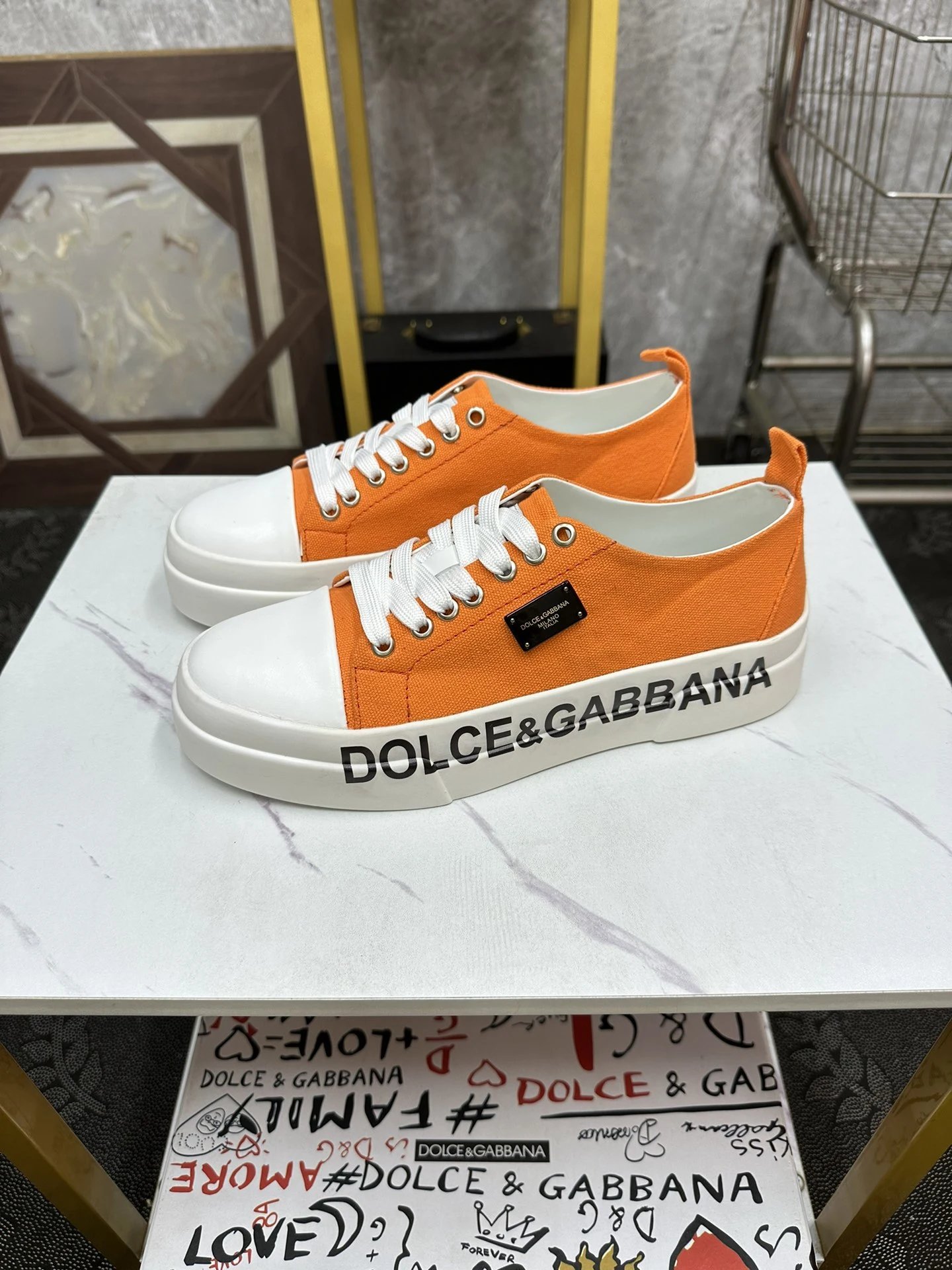 8 8