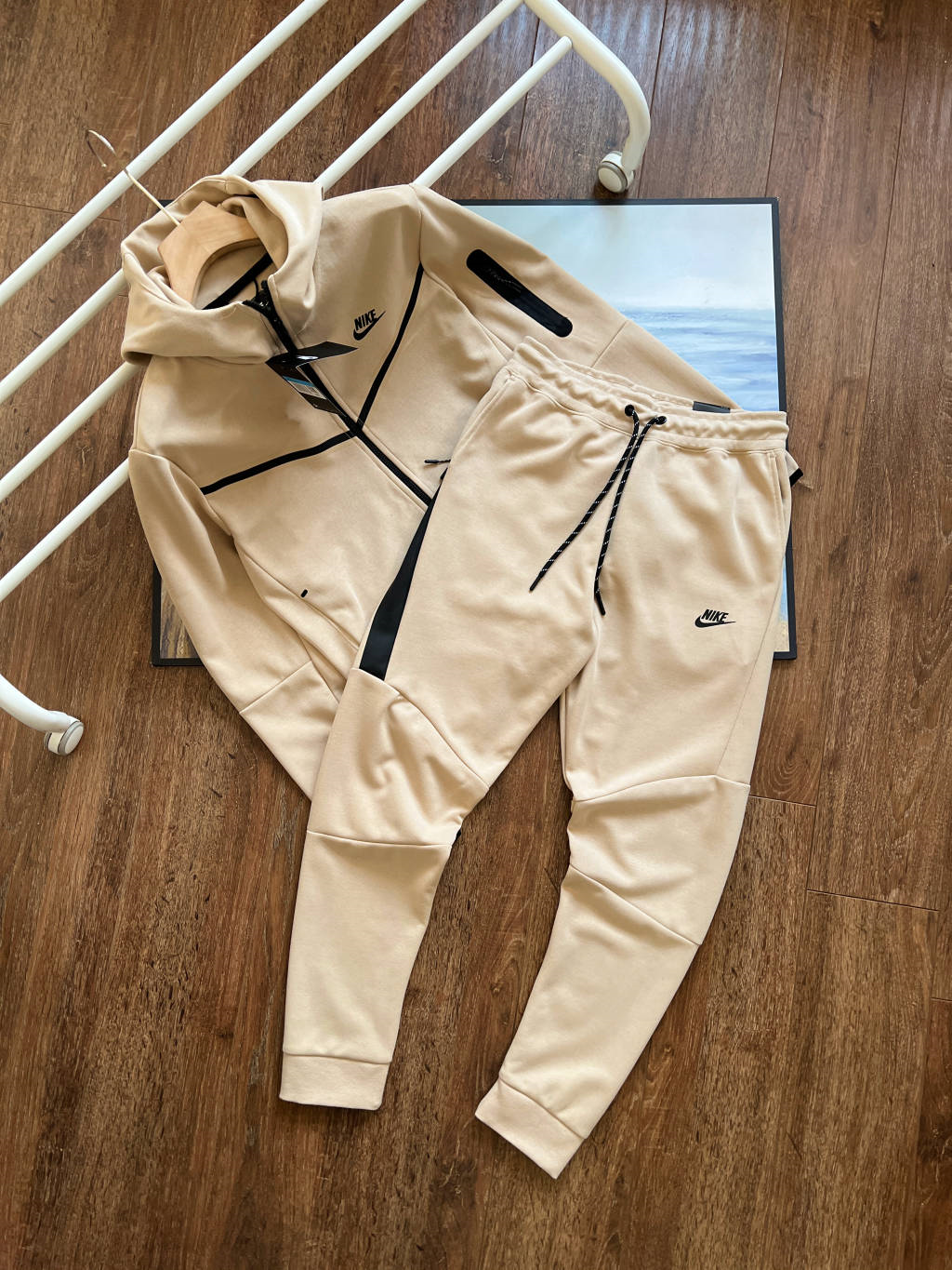 khaki khaki