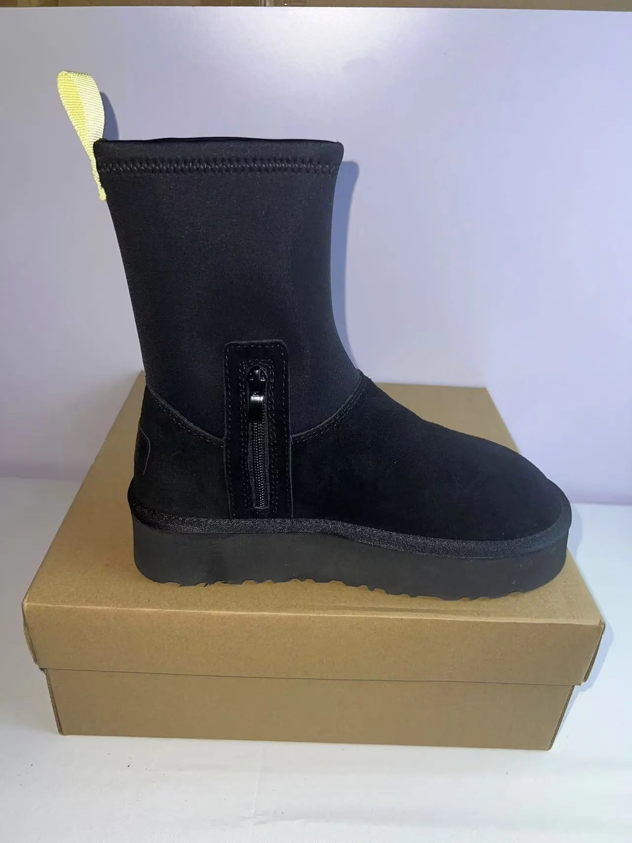 39 39