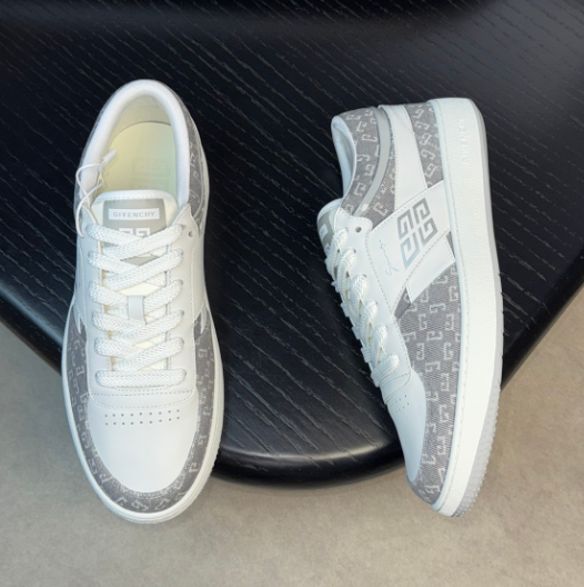 06 06