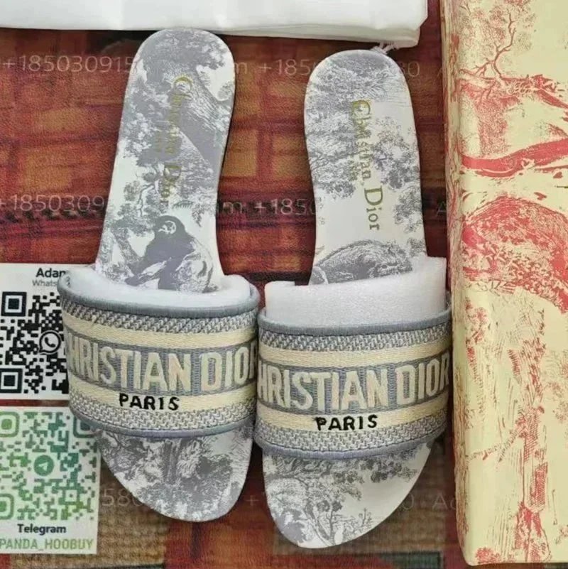 01 01