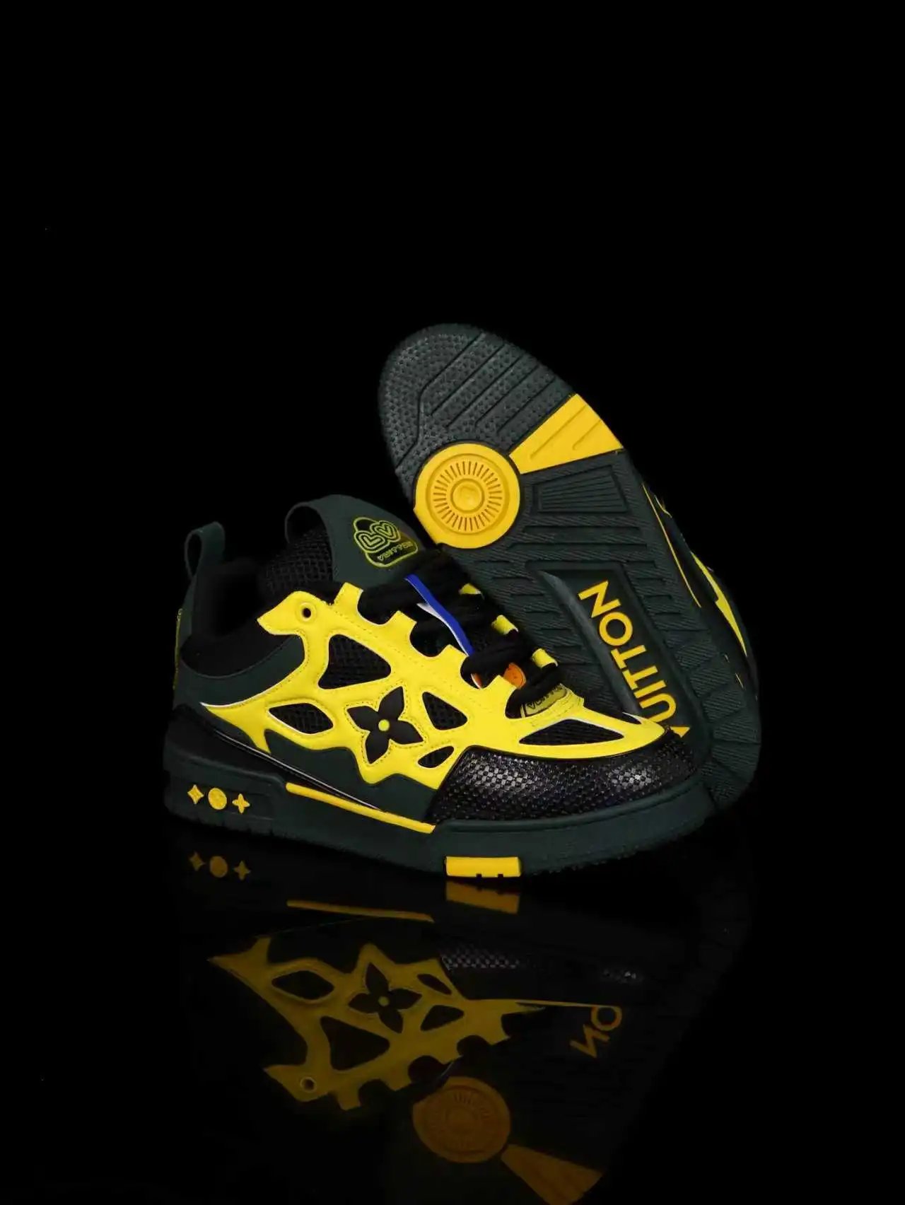 7 7