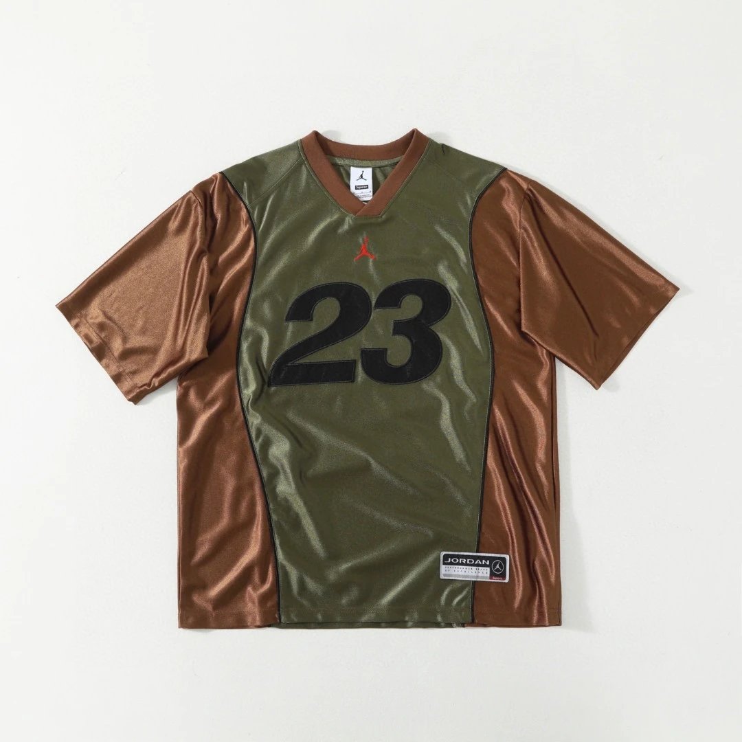 8 8