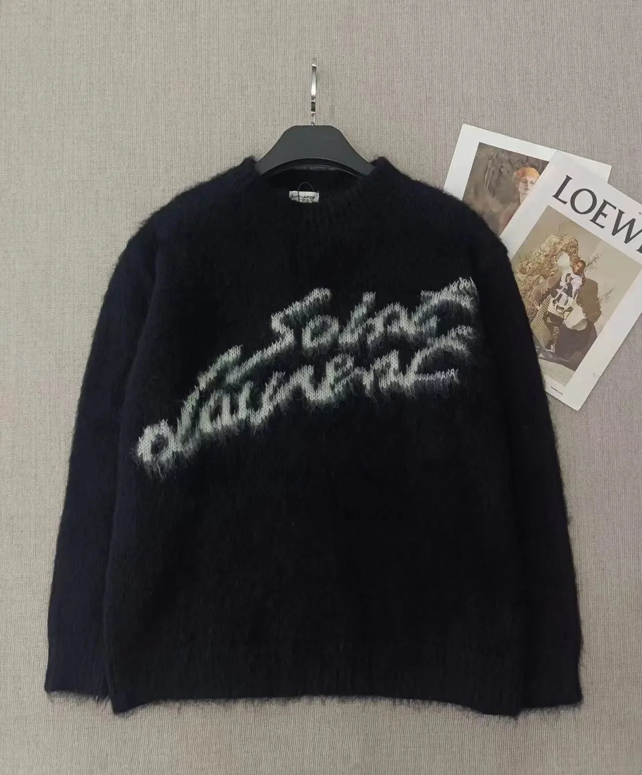 32 32