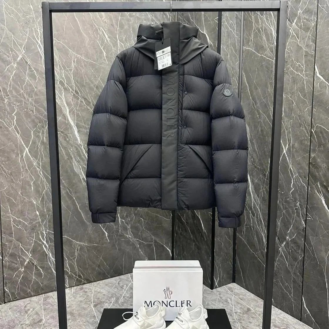 3 3