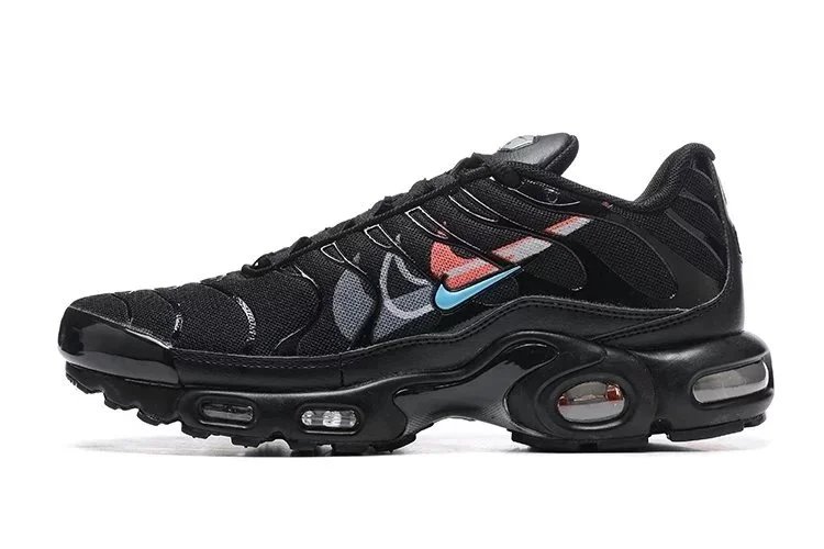 3 3