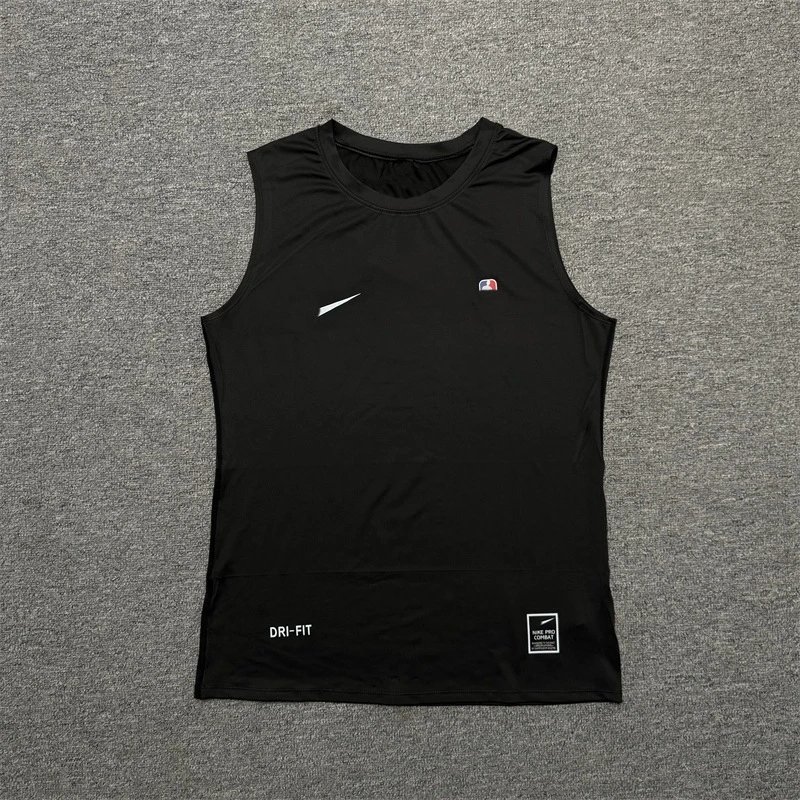 背心黑(左小G+右MBA) 背心黑(左小G+右MBA)