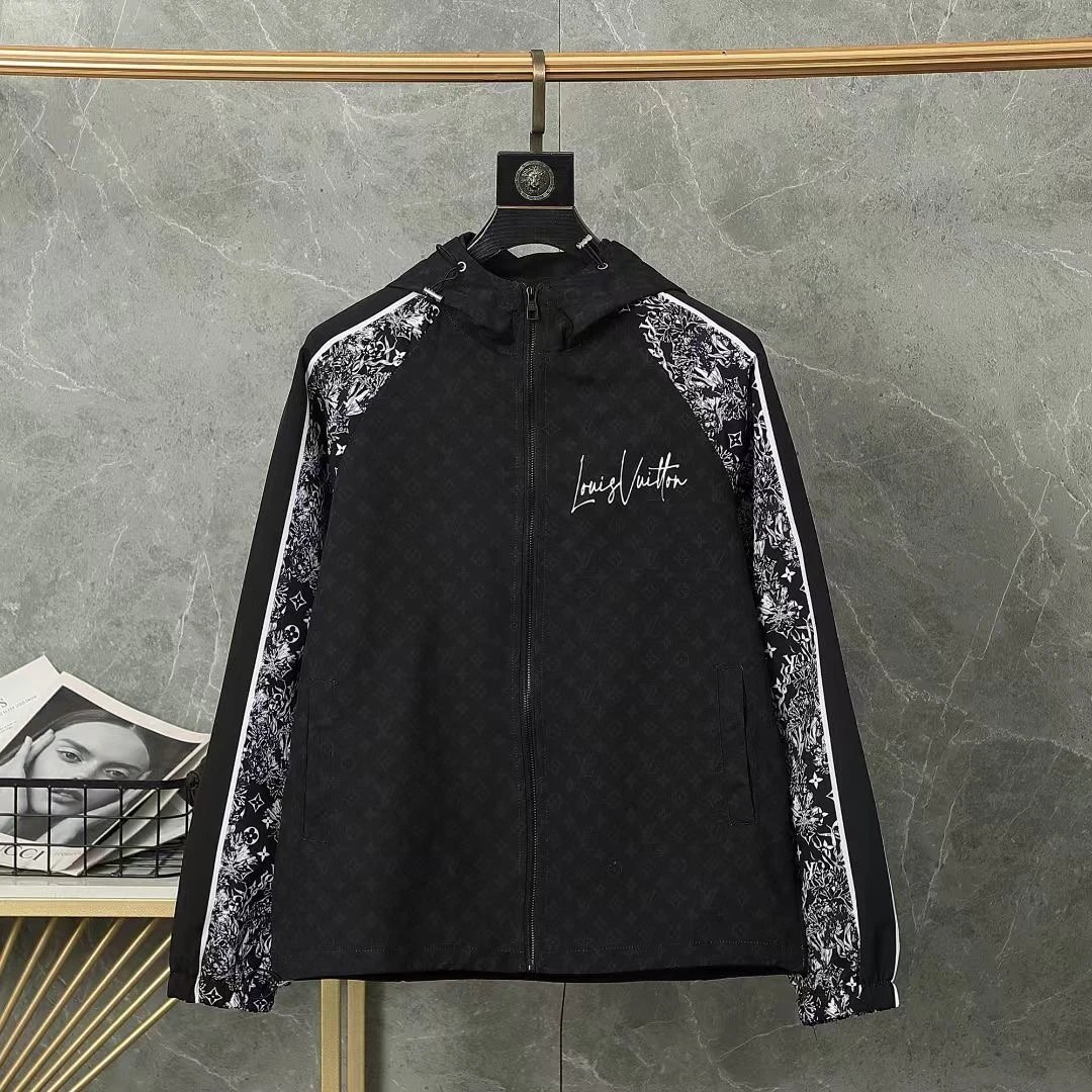 4 4